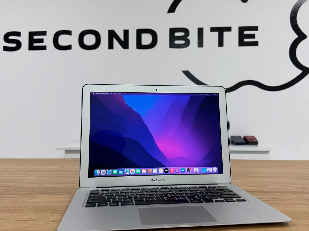 MacBook Air 13.3" (2015)