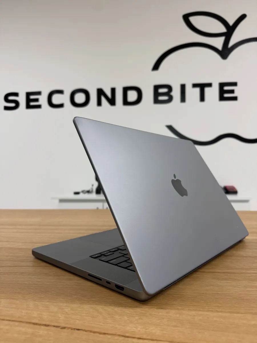 MacBook Pro 16" (2021) — foto 2
